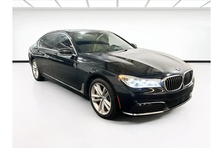 $26450 : BMW 7 Series 2018 750i 4dr S image 4