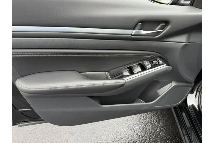 $21000 : Nissan Altima 2023 AWD 2.5 S image 10