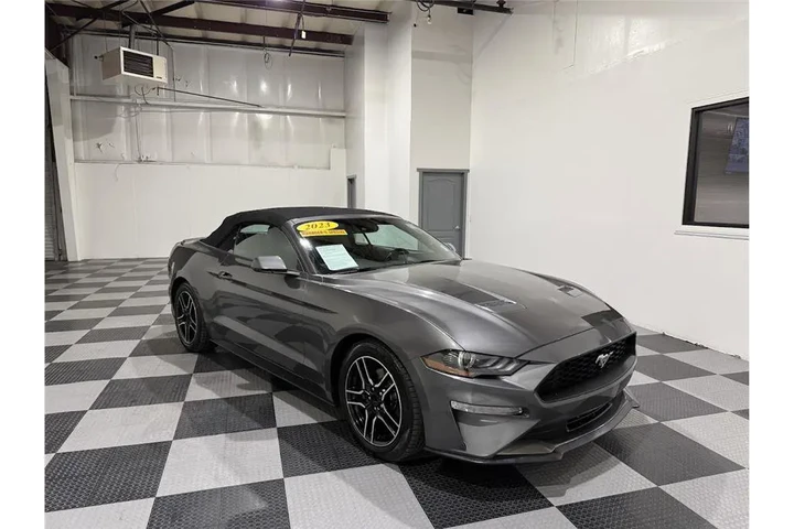 $24099 : Mustang 2023 image 1