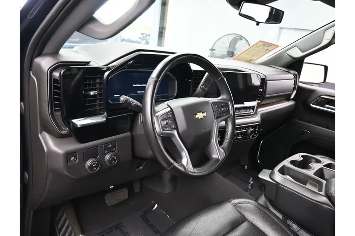 $33300 : Chevrolet Silverado 1500 202 image 10