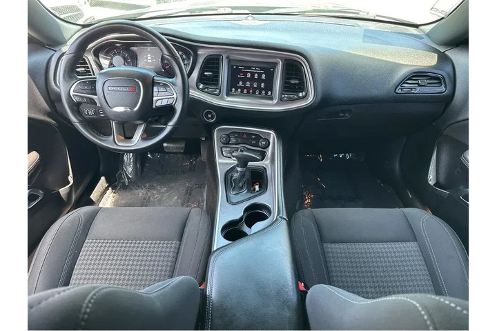 $22997 : 2019 Challenger SXT image 5