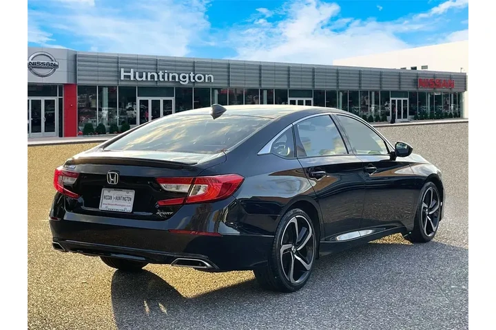 $18944 : Honda Accord 2021 Sport 4dr image 6