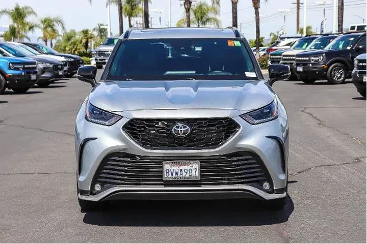 $31995 : Toyota Highlander 2021 XSE 4 image 2