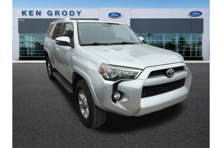 $28200 : Toyota 4Runner 2018 4x2 SR5 image 5