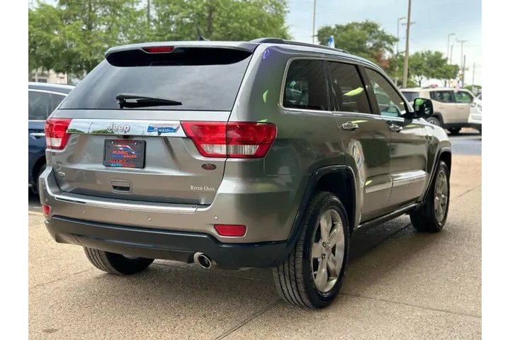 $15499 : 2013 Grand Cherokee Overland image 9
