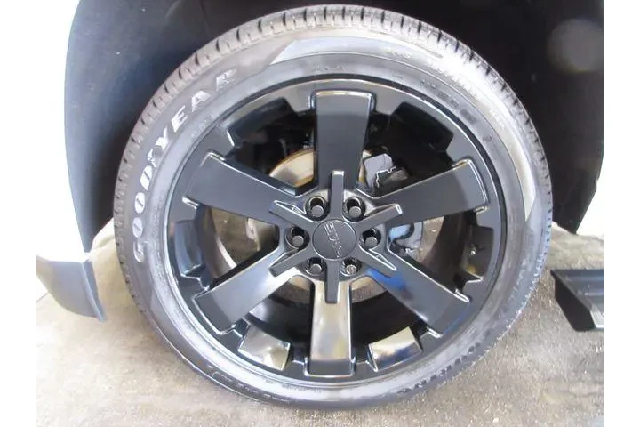 $39663 : GMC Yukon XL 2020 4x4 Denali image 5