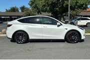 $37997 : Tesla Model Y 2023 AWD Perfo thumbnail