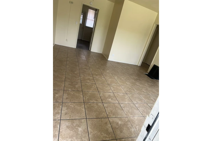 $2100 : Apartamento de 1 recamara image 1