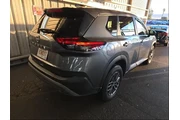 $21995 : Nissan Rogue 2023 S 4dr Cros thumbnail