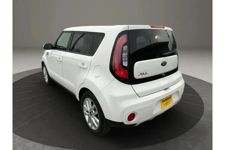 $9300 : 2018 Soul + image 6