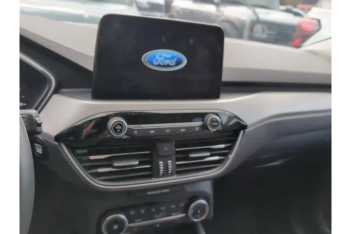 $19890 : Ford Escape 2022 AWD SE 4dr image 8