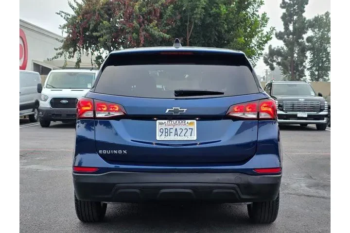 $18900 : Chevrolet Equinox 2022 LS 4d image 6