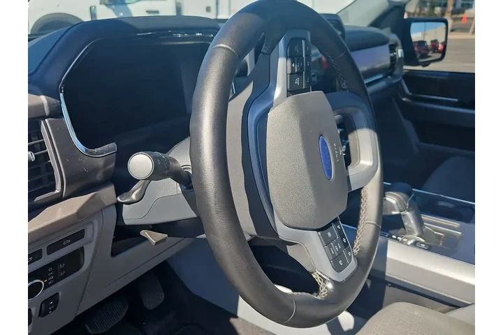 $39500 : Ford F-150 Lightning 2024 AW image 2