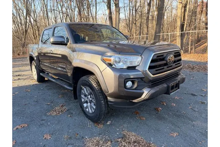 $28999 : Toyota Tacoma 2019 4x4 TRD P image 2