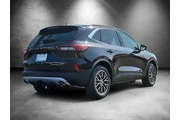 $34084 : Ford Escape Plug-In Hybrid 2 thumbnail