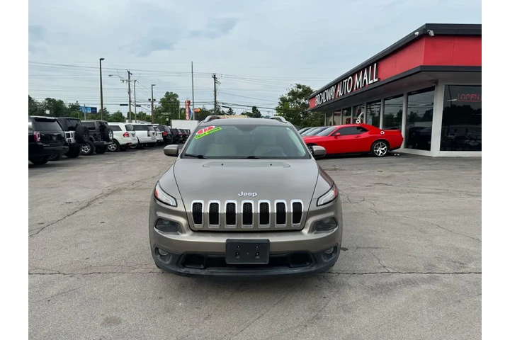 $7980 : 2017 Cherokee Latitude FWD image 7