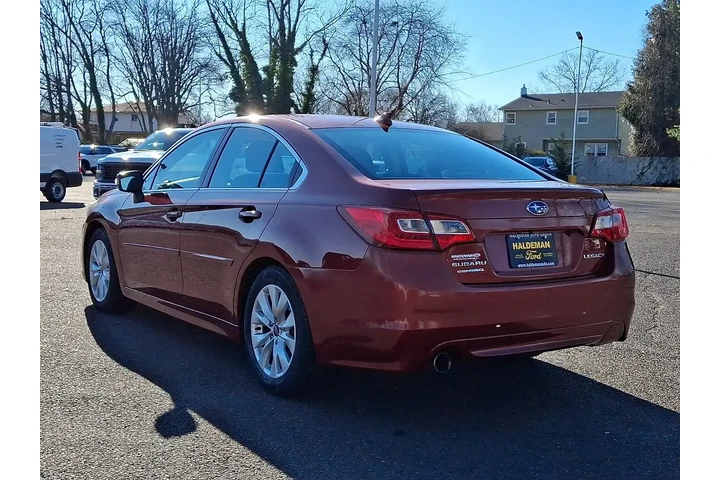 $9250 : Subaru Legacy 2016 AWD 2.5i image 5