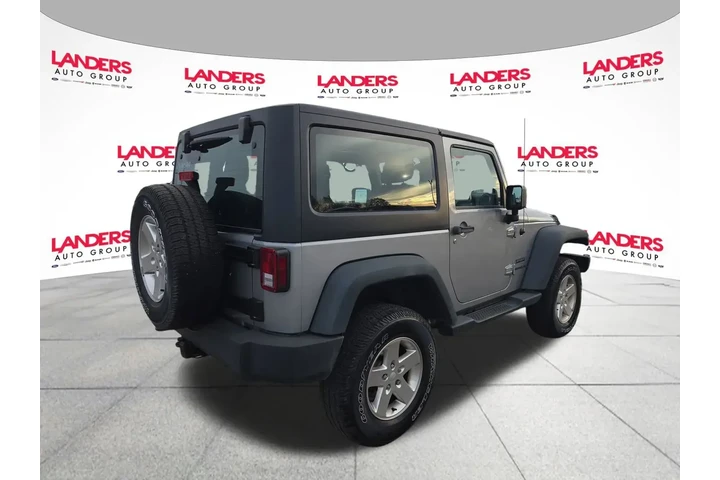 $14900 : Jeep Wrangler 2014 4x4 Sport image 3
