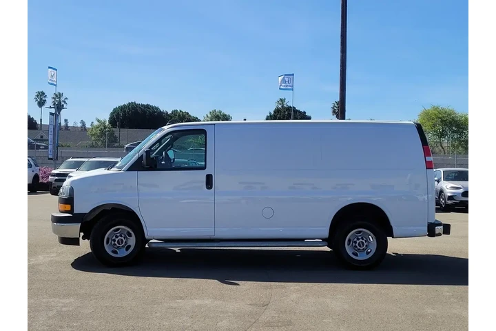 $24798 : GMC Savana 2023 2500 3dr Car image 8