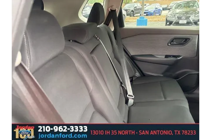 $19557 : Nissan Rogue 2023 S 4dr Cros image 9