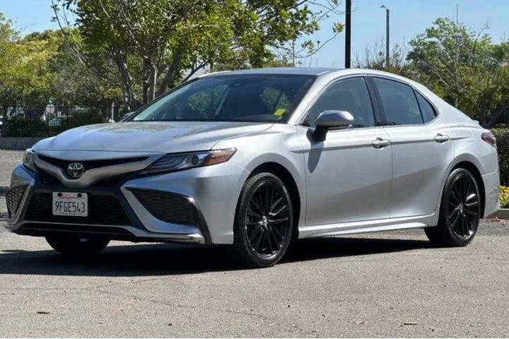 $27787 : Toyota Camry 2023 XSE 4dr Se image 7
