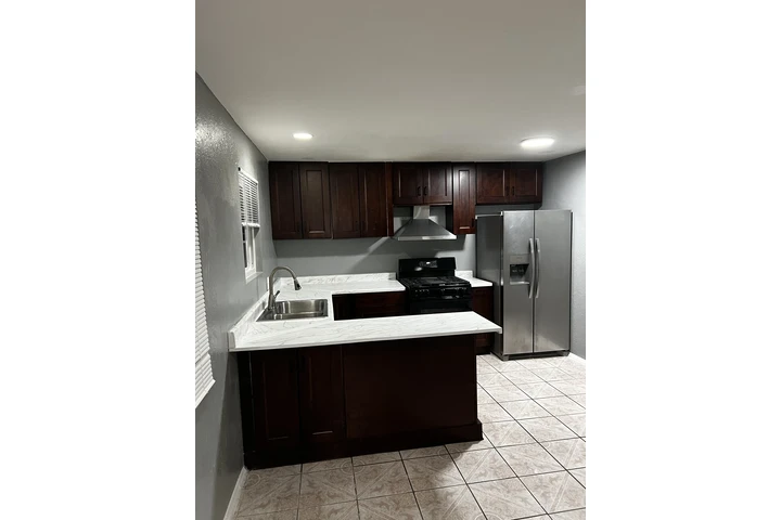 $2900 : Renta de apartamento image 1