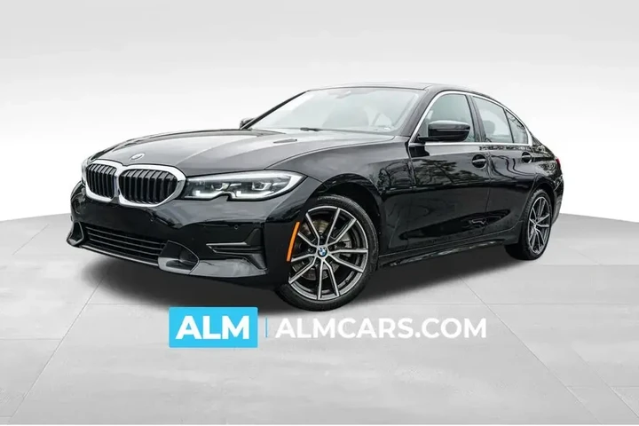 $28920 : BMW 3 Series 2022 330i 4dr S image 1