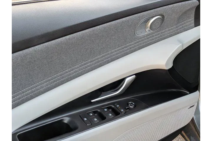 $29777 : Hyundai ELANTRA Hybrid 2025 image 9