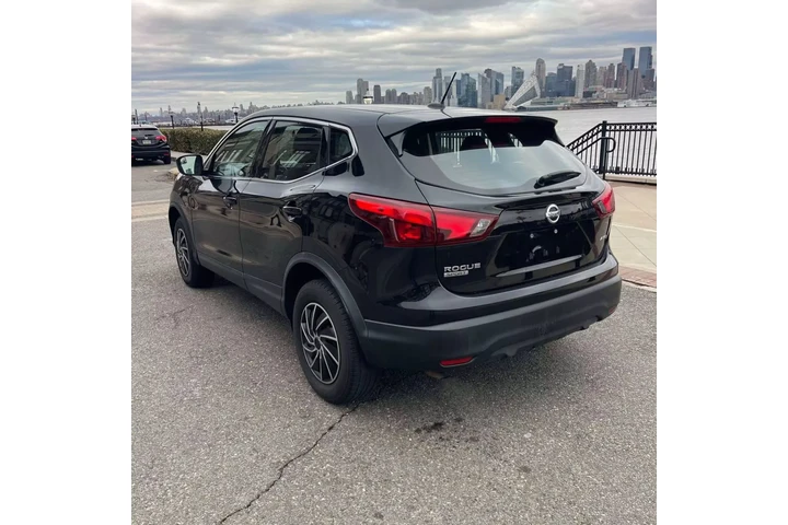 $10500 : 2019 NISSAN ROGUE SPORT S SPO image 8