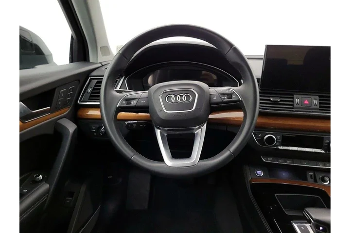 $29998 : Audi Q5 2023 AWD quattro Pre image 10