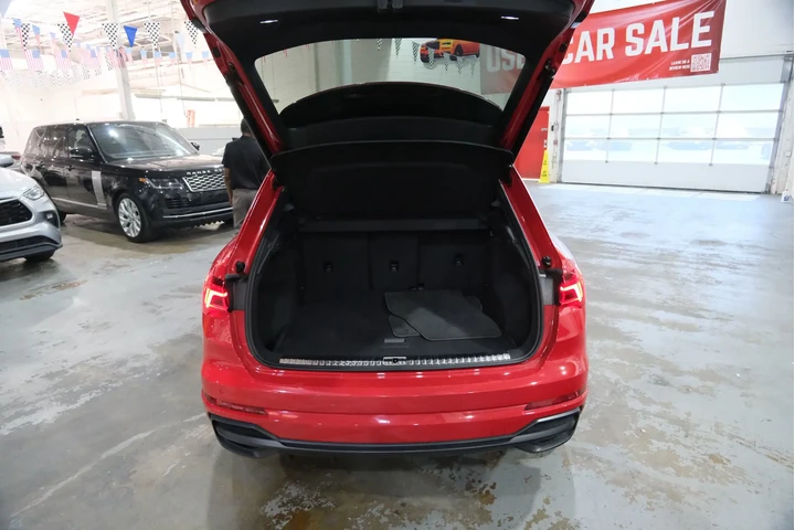 $29575 : 2022 Q3 45 S line Premium Plus image 10
