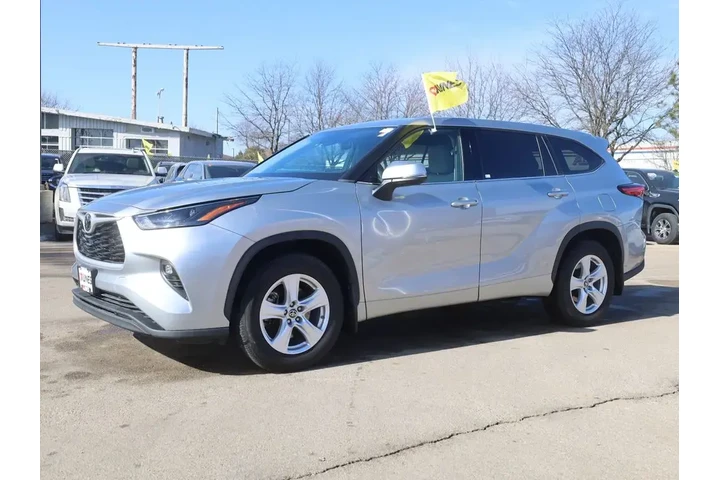 $26977 : Toyota Highlander 2022 AWD L image 5