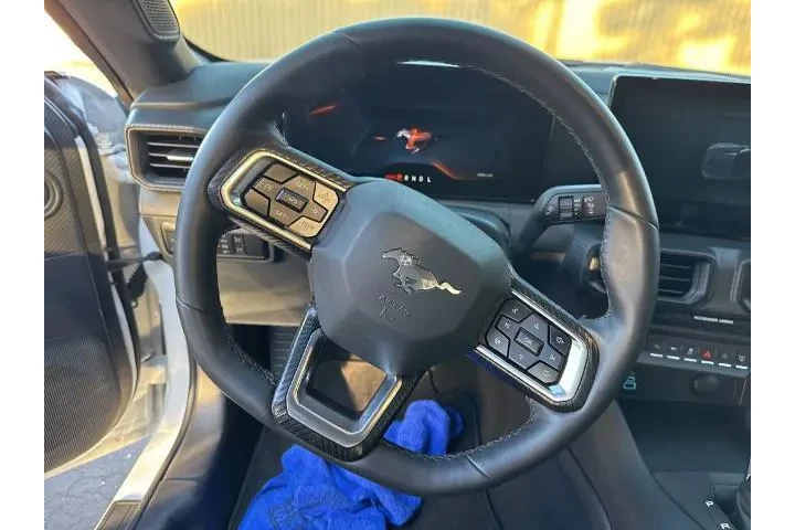 $28995 : Ford Mustang 2024 EcoBoost 2 image 10