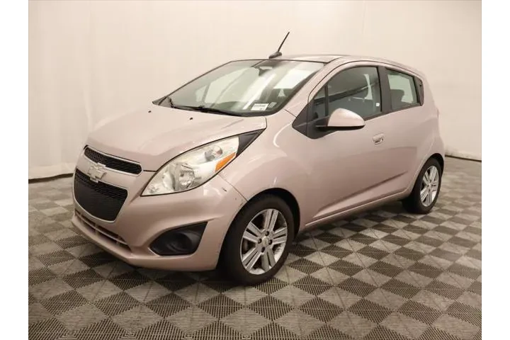 $7000 : Chevrolet Spark 2013 1LT Aut image 1