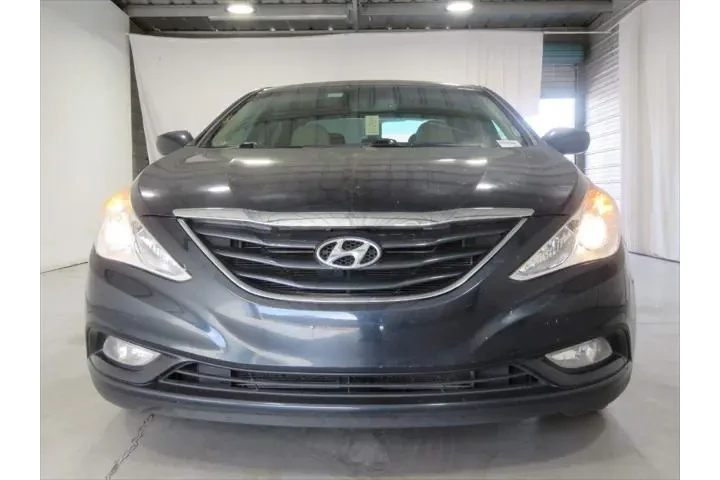 $8457 : Hyundai SONATA 2013 GLS 4dr image 2
