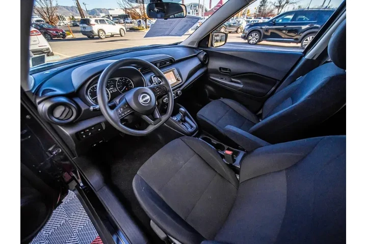$15988 : Nissan Kicks 2024 S 4dr Cros image 9