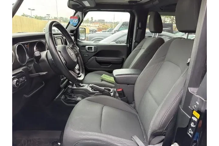 $25791 : Jeep Wrangler 2020 4x4 Sport image 7