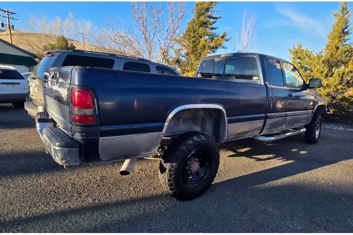 $8995 : 2000 Ram 2500 image 1