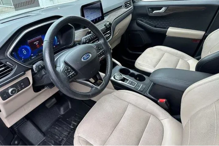 $19323 : Ford Escape 2020 AWD Titaniu image 7