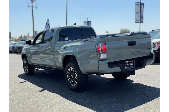 $24995 : Toyota Tacoma 2022 4x2 TRD S image 8