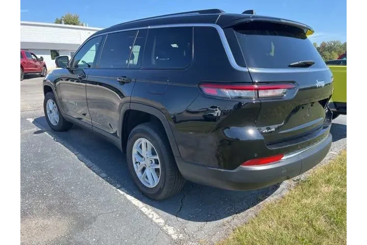 $30899 : Jeep Grand Cherokee L 2024 4 image 3