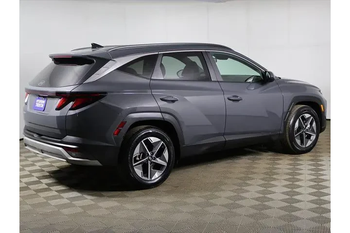 $18199 : Hyundai TUCSON 2025 SEL 4dr image 9