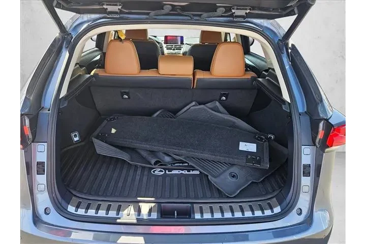 $22797 : Lexus NX 300 2020 AWD 4dr Cr image 6