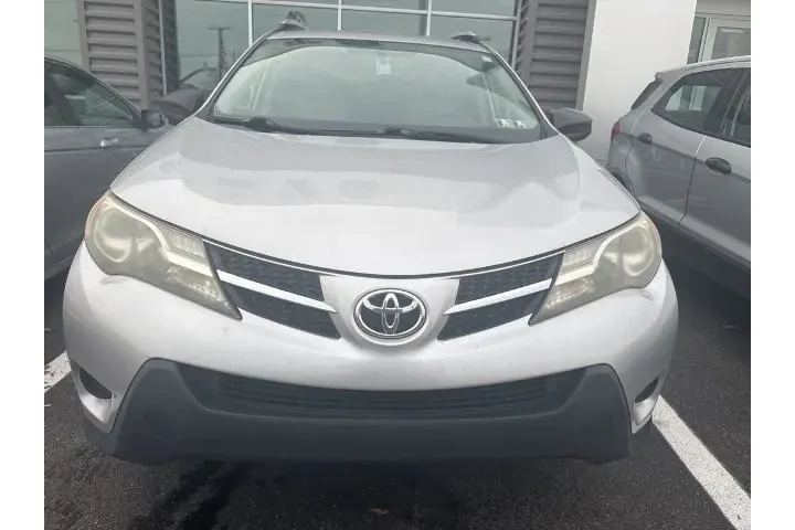 $10994 : Toyota RAV4 2014 AWD LE 4dr image 2