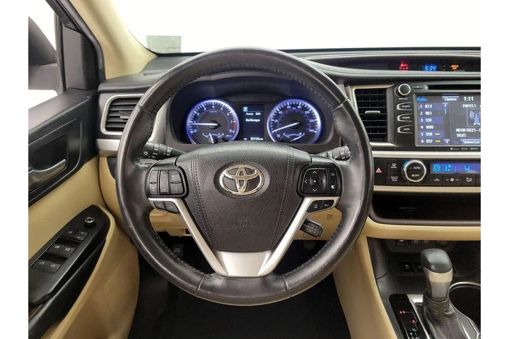 $23998 : Toyota Highlander 2019 XLE 4 image 10