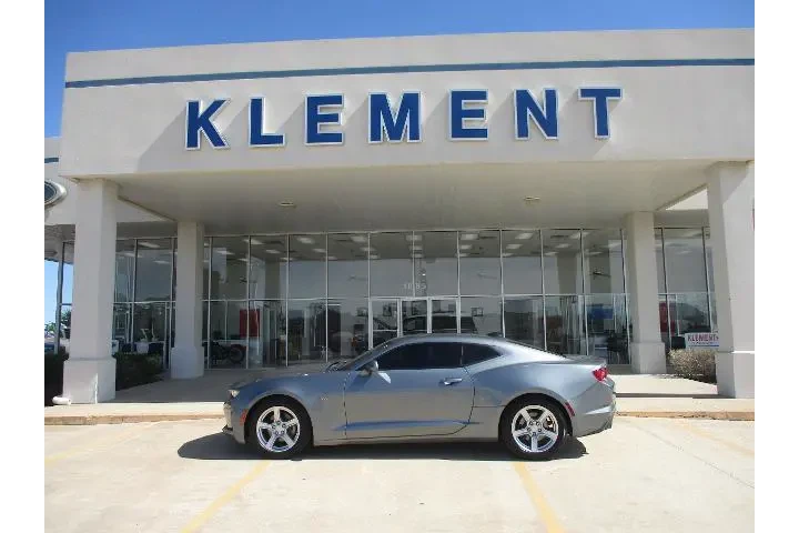 $22994 : Chevrolet Camaro 2021 LT 2dr image 1