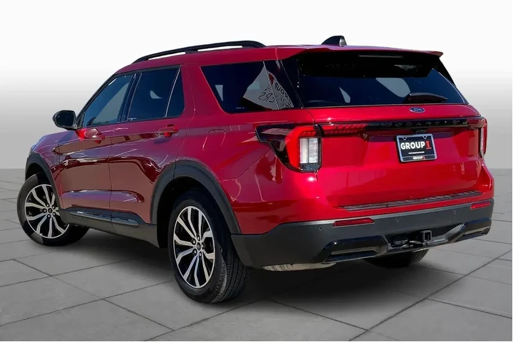 $37995 : Ford Explorer 2025 ST-Line 4 image 5