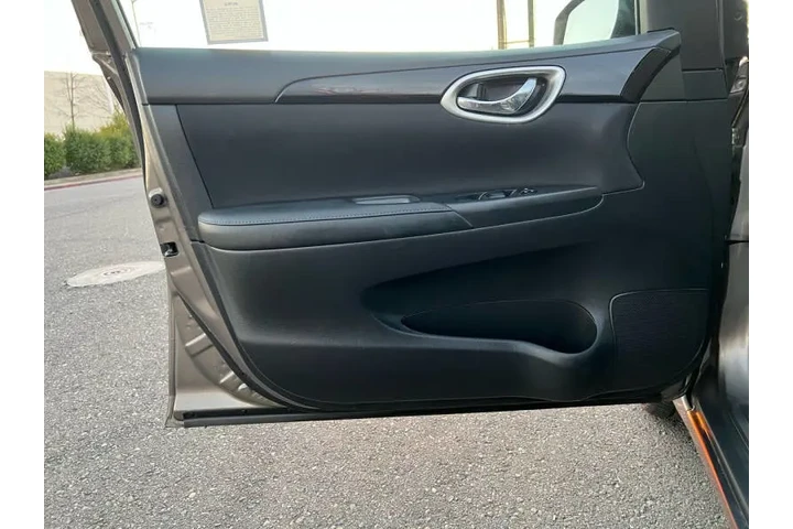 $8995 : 2016 Sentra SV image 10