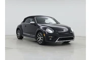 Volkswagen Beetle Convertibl en Hialeah