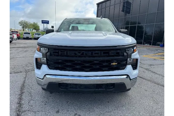 $31988 : Chevrolet Silverado 1500 202 image 4